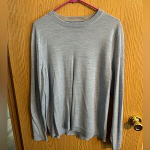 Men’s Apt. 9 sweater, size medium, used
